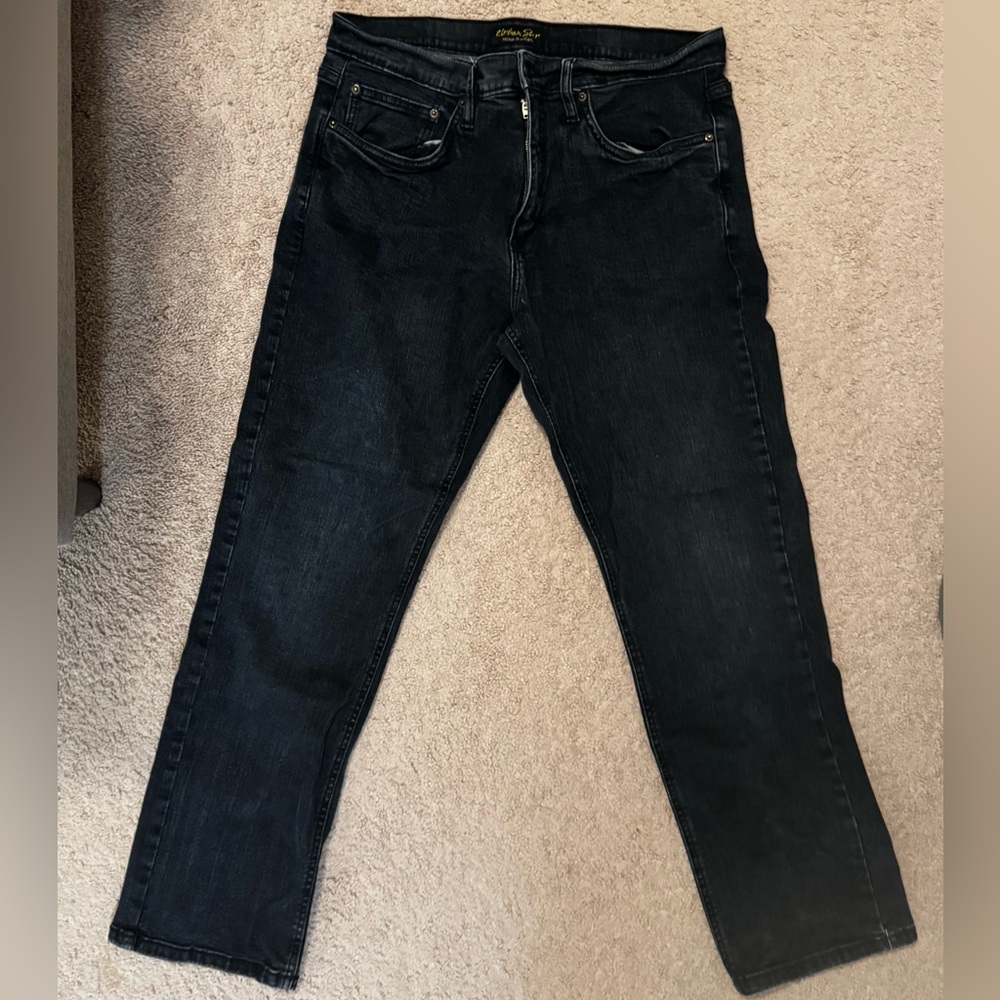 Stylish Black Men's Straight Jeans